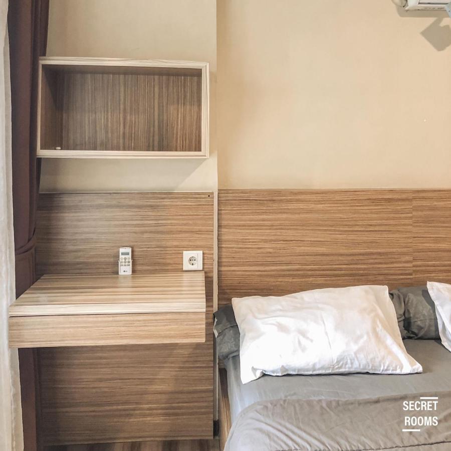 Gateway Pasteur Apartment By Secret Rooms Bandung Exterior foto