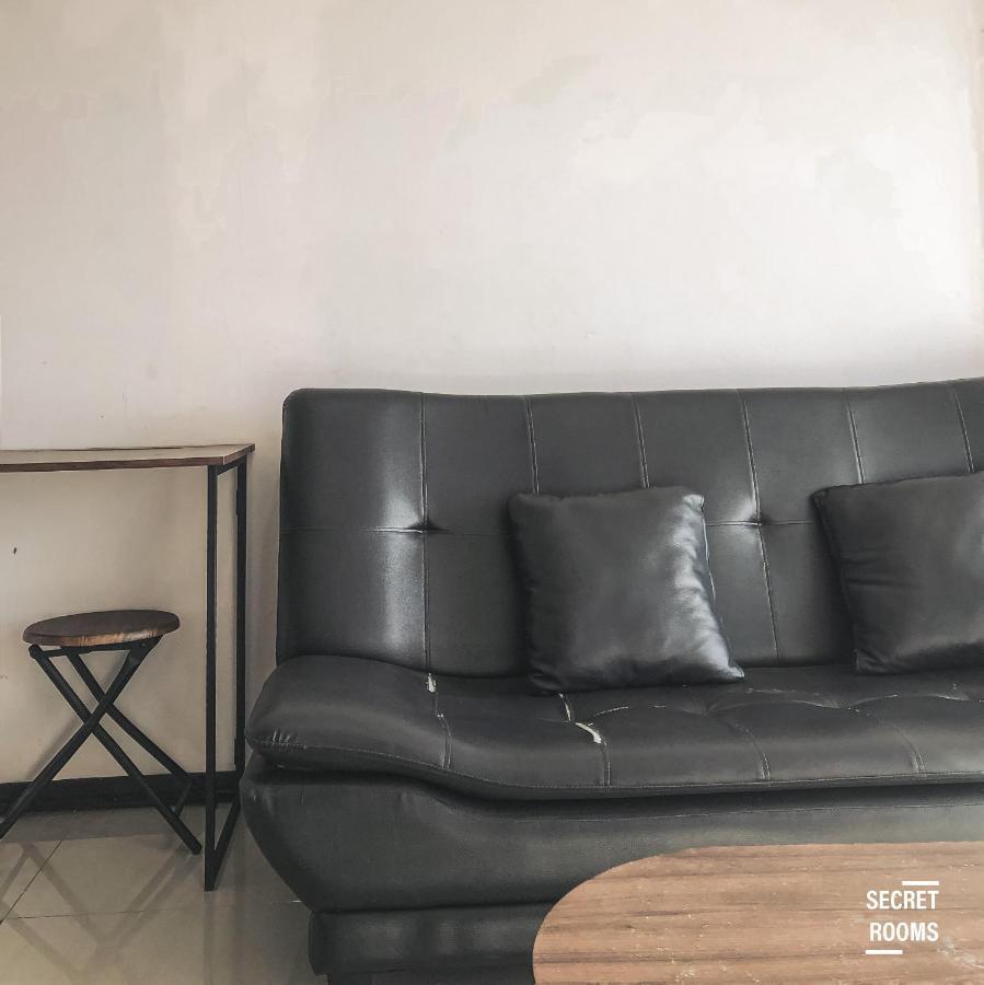 Gateway Pasteur Apartment By Secret Rooms Bandung Exterior foto