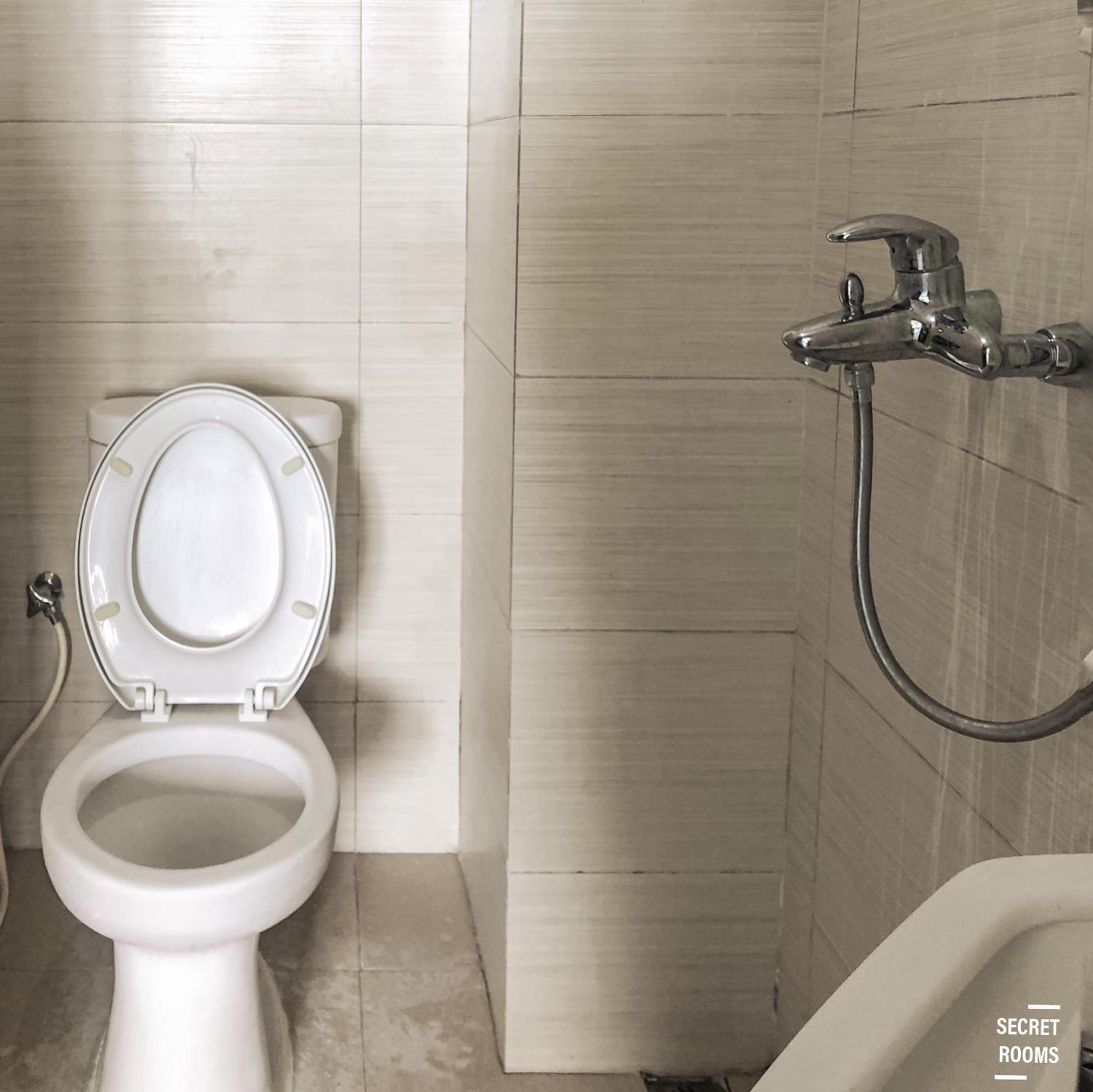 Gateway Pasteur Apartment By Secret Rooms Bandung Exterior foto